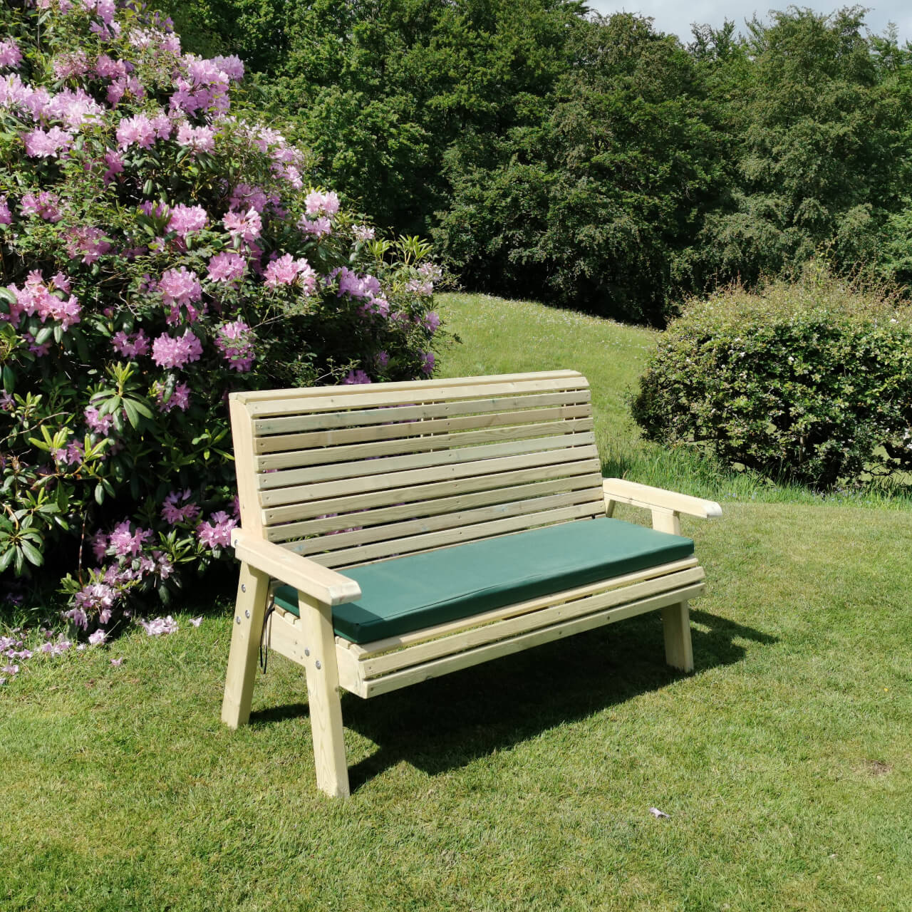 Churnet Valley Ergonomic 3 Seater Bench
