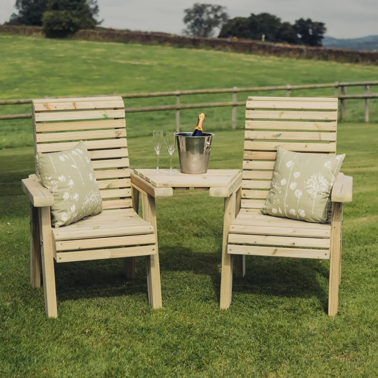 Churnet Valley Ergonomic Love Seats