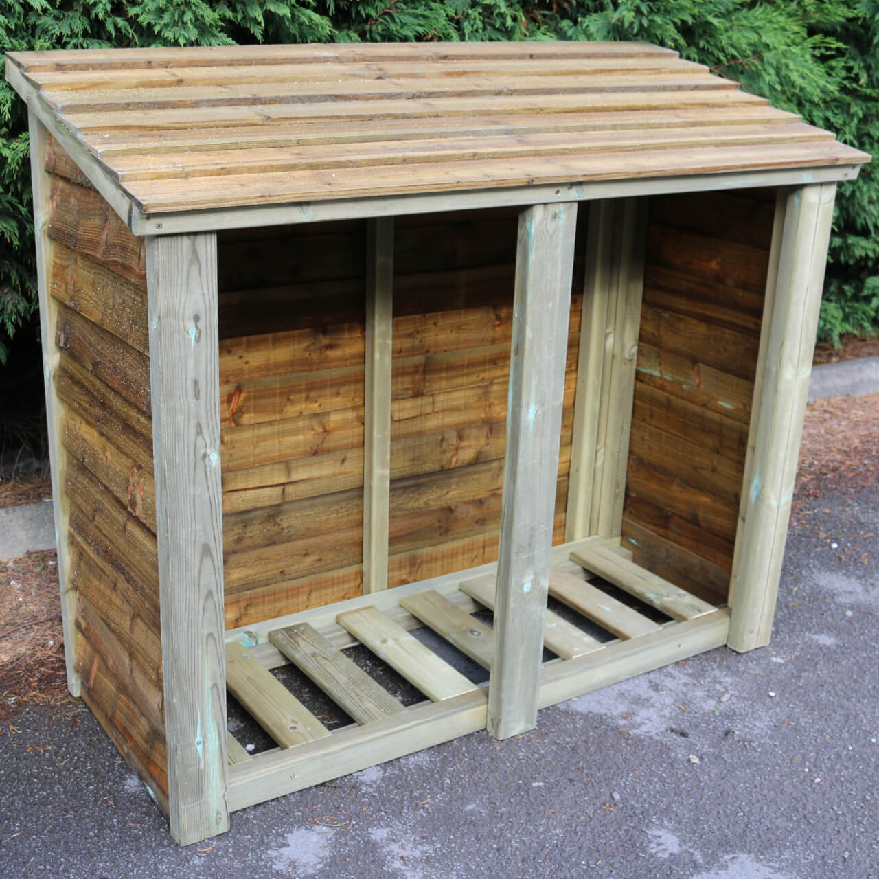 Churnet Valley 4x5 Log Store