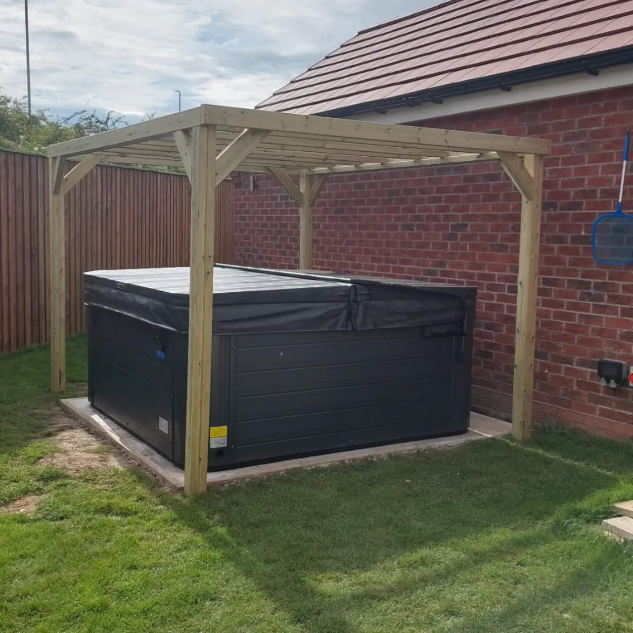 Churnet Valley Heavy Duty Pergola