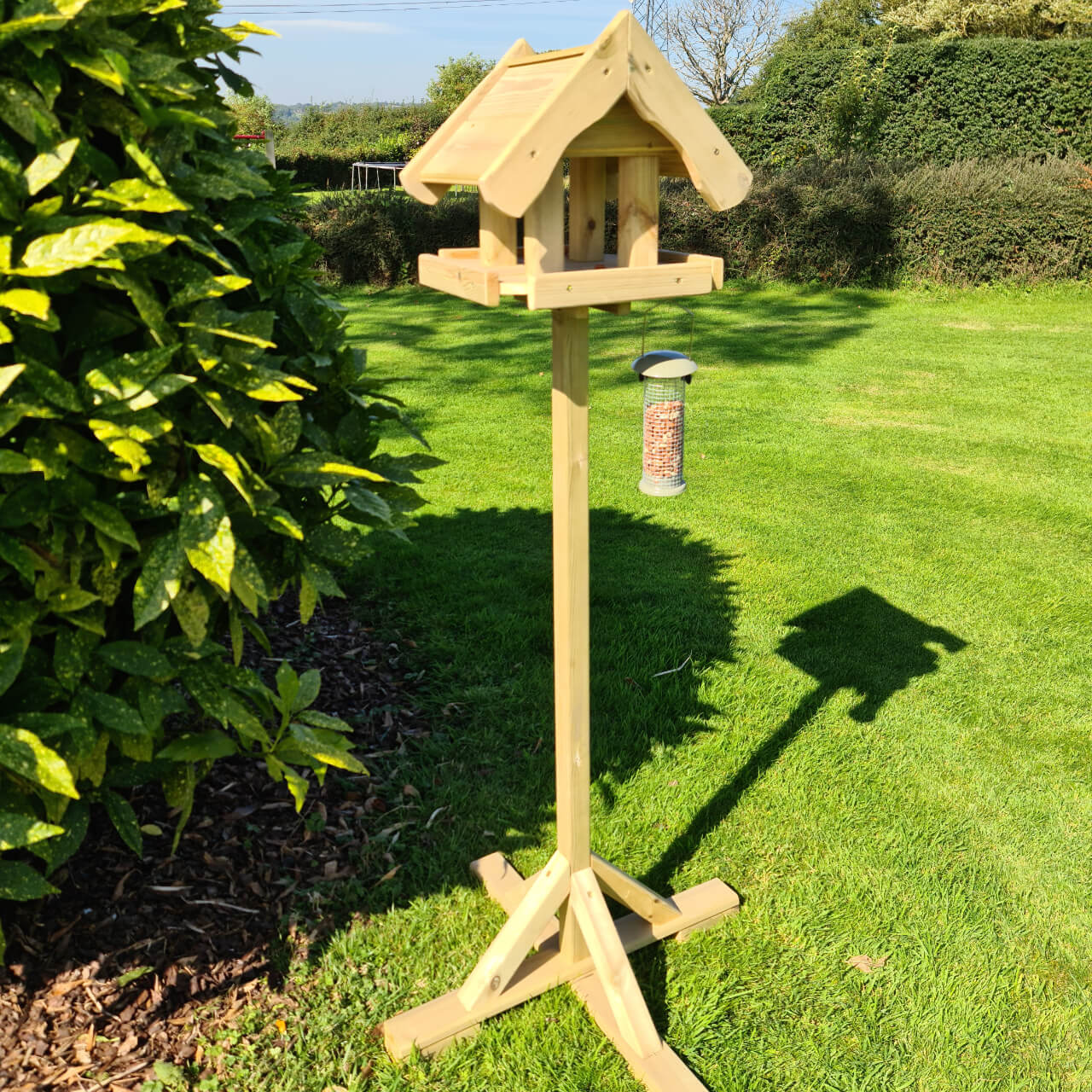 Churnet Valley Bird Table with House