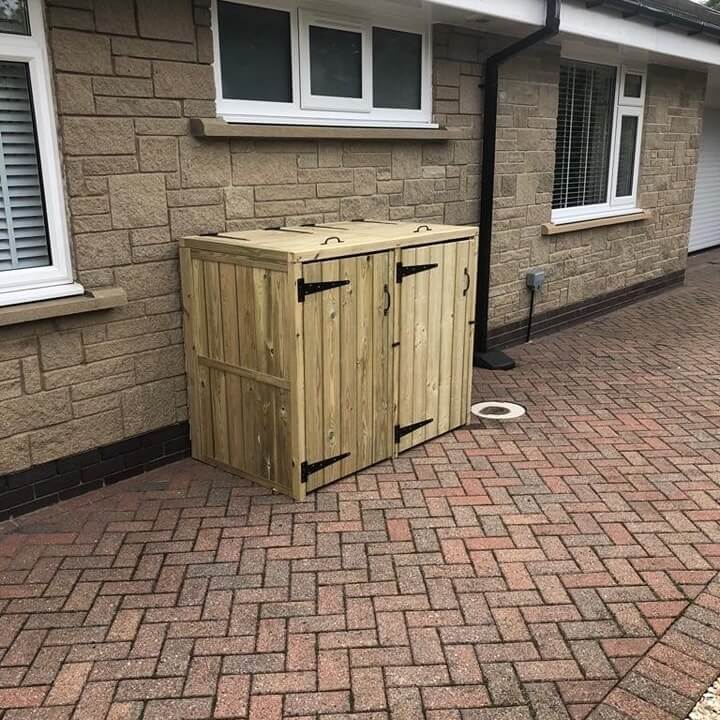 Churnet Valley Deluxe Wheelie Bin Store