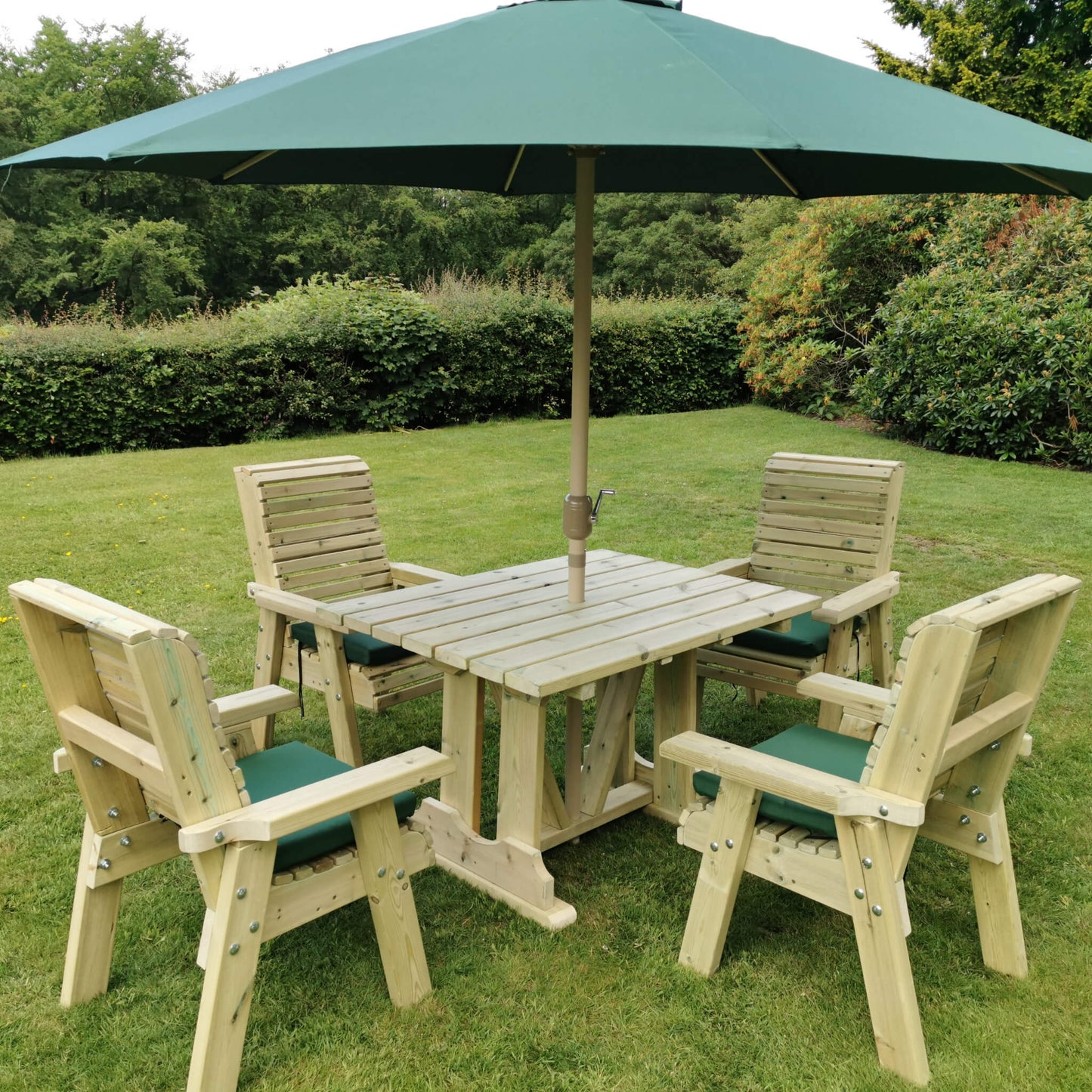 Churnet Valley Ergo 4 Seat Table Set