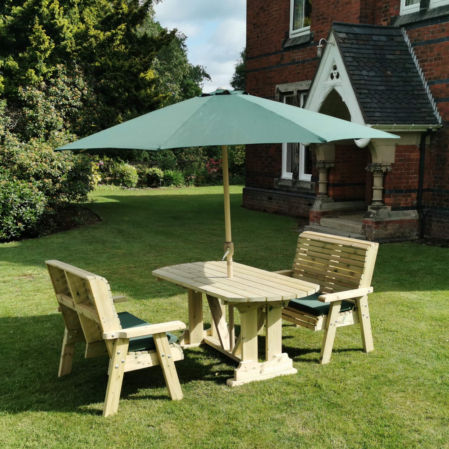 Churnet Valley Ergo 4 Seat Bench Table Set