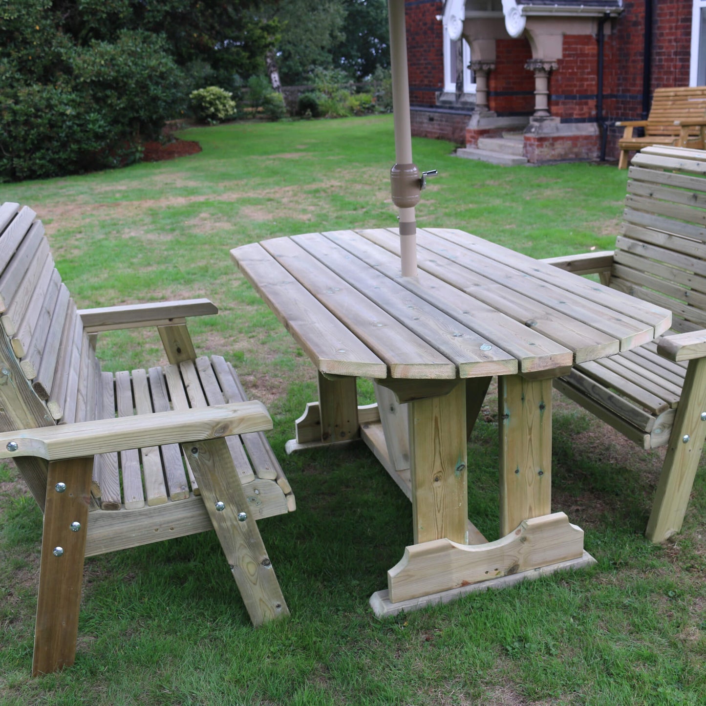 Churnet Valley Ergo 4 Seat Bench Table Set