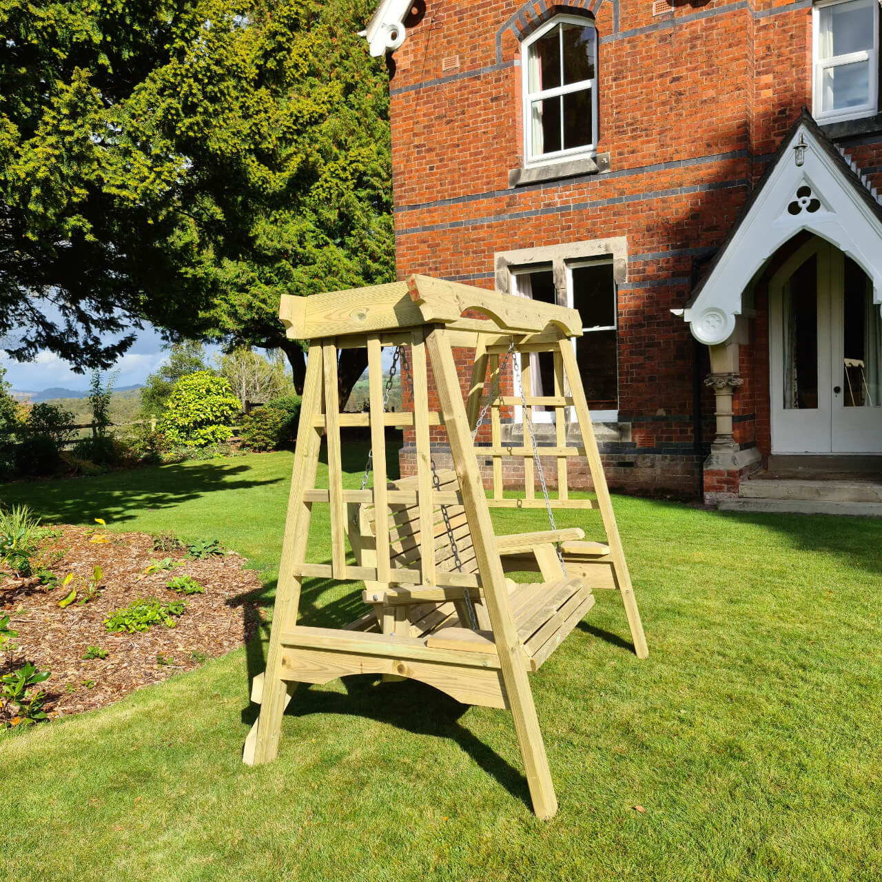 Churnet Valley Cottage Seat Swing