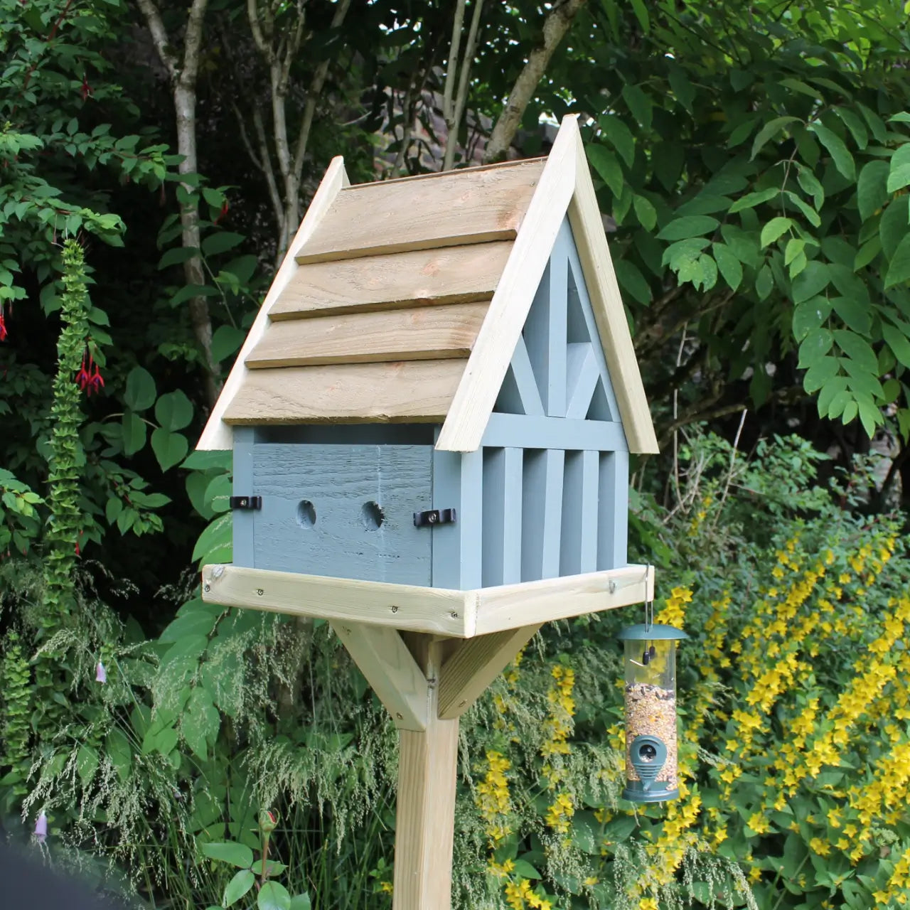 Churnet Valley Pigeon Roof Bird Table