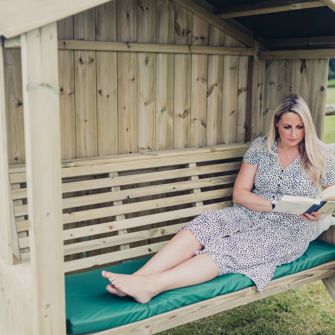 Churnet Valley Cottage Arbour