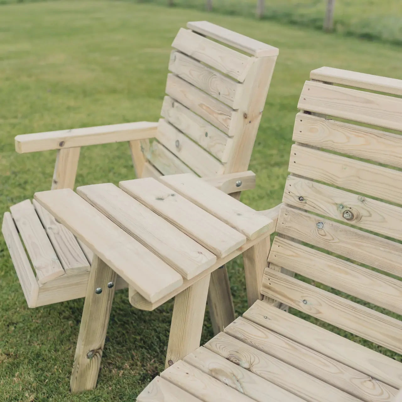 Churnet Valley Clover Love Seats