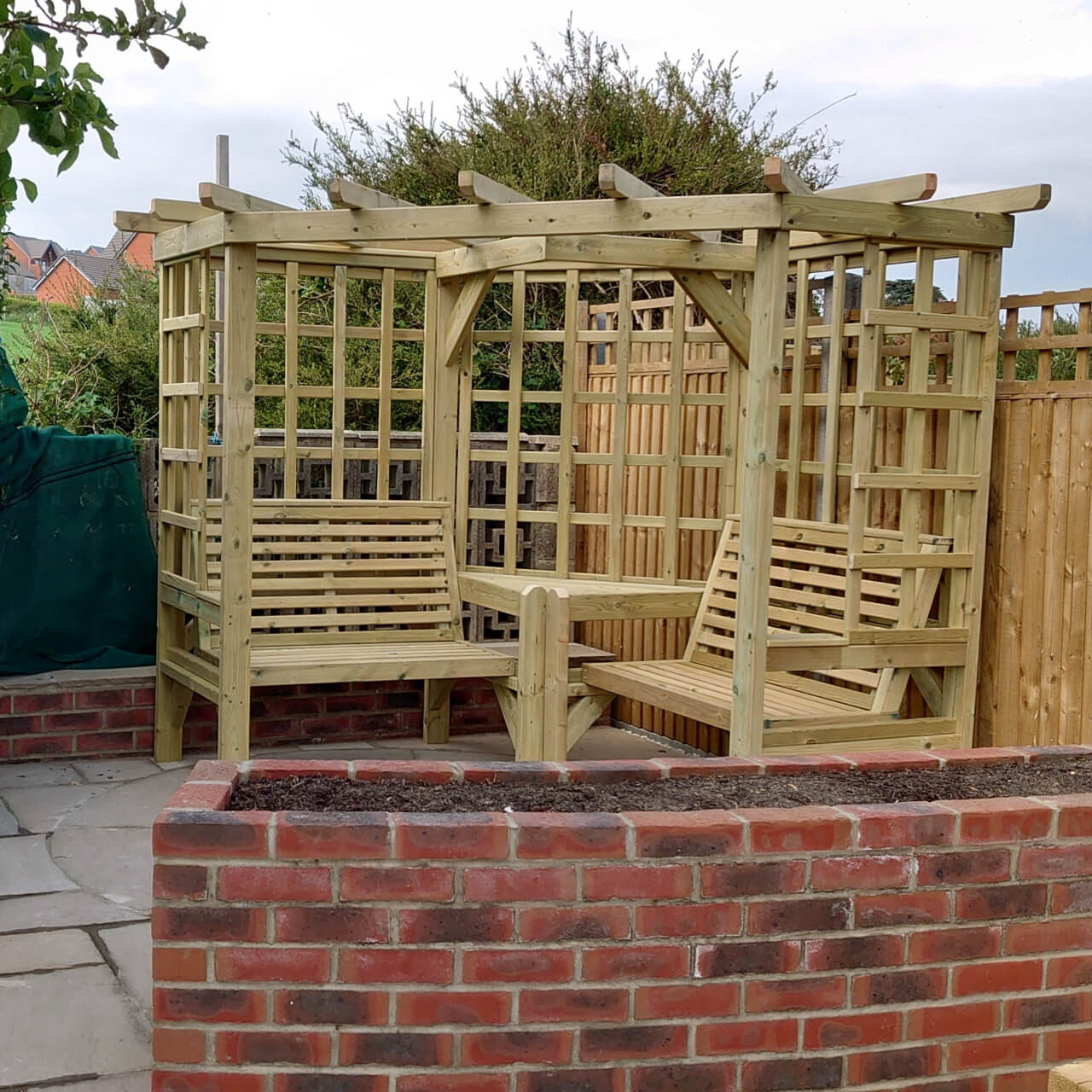 Churnet Valley Clementine Corner Arbour
