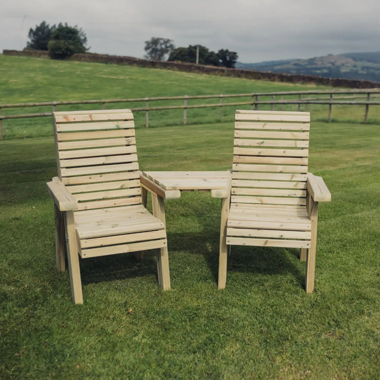 Churnet Valley Ergonomic Love Seats