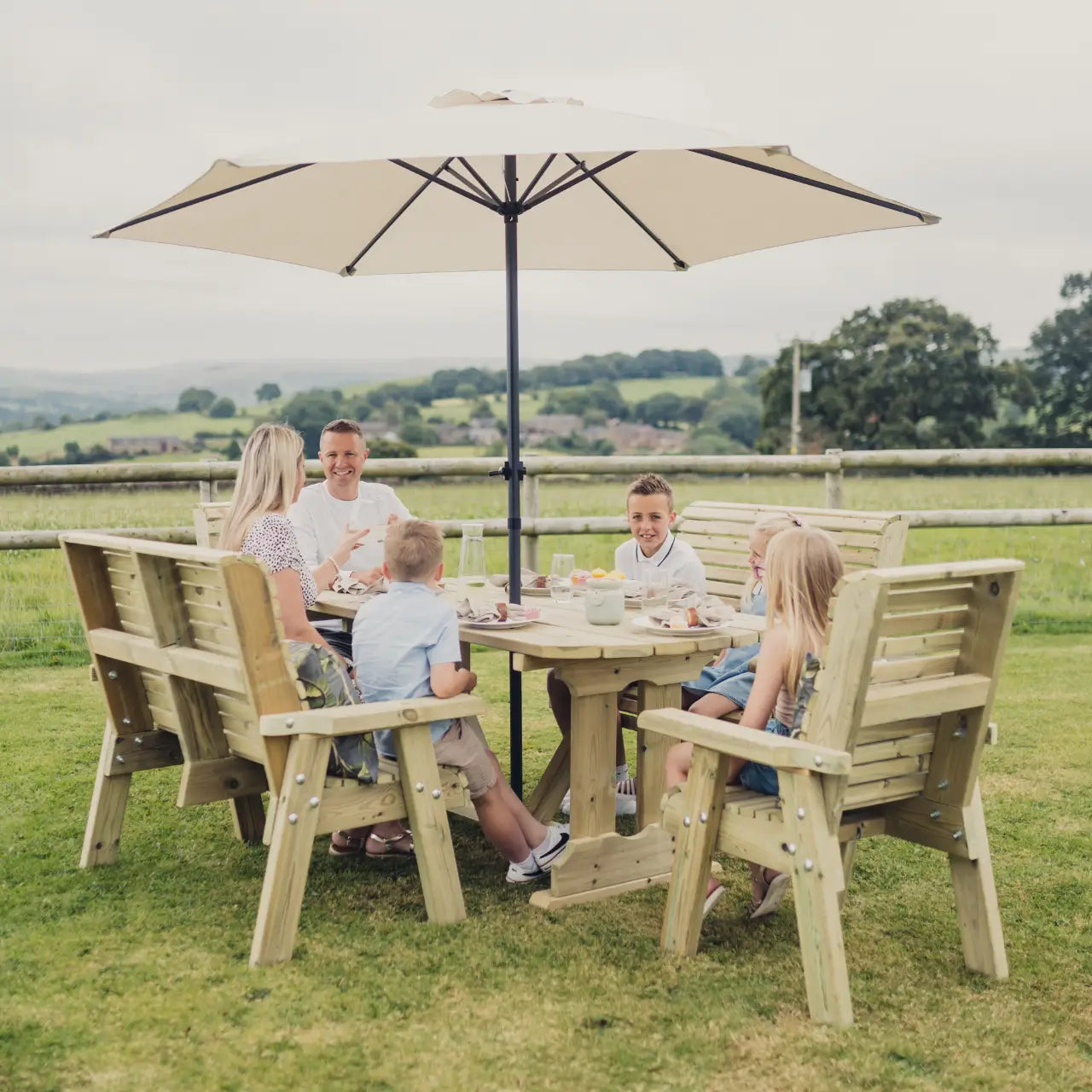 Churnet Valley Ergo 6 Seat Bench & Chair Table Set