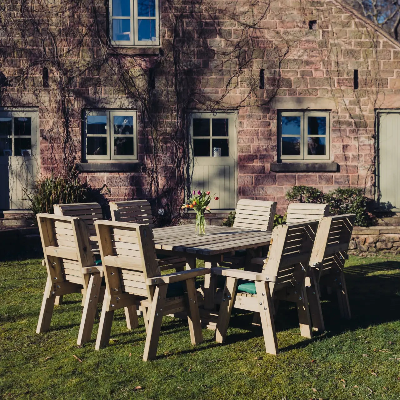 Churnet Valley Ergo 8 Seater Set