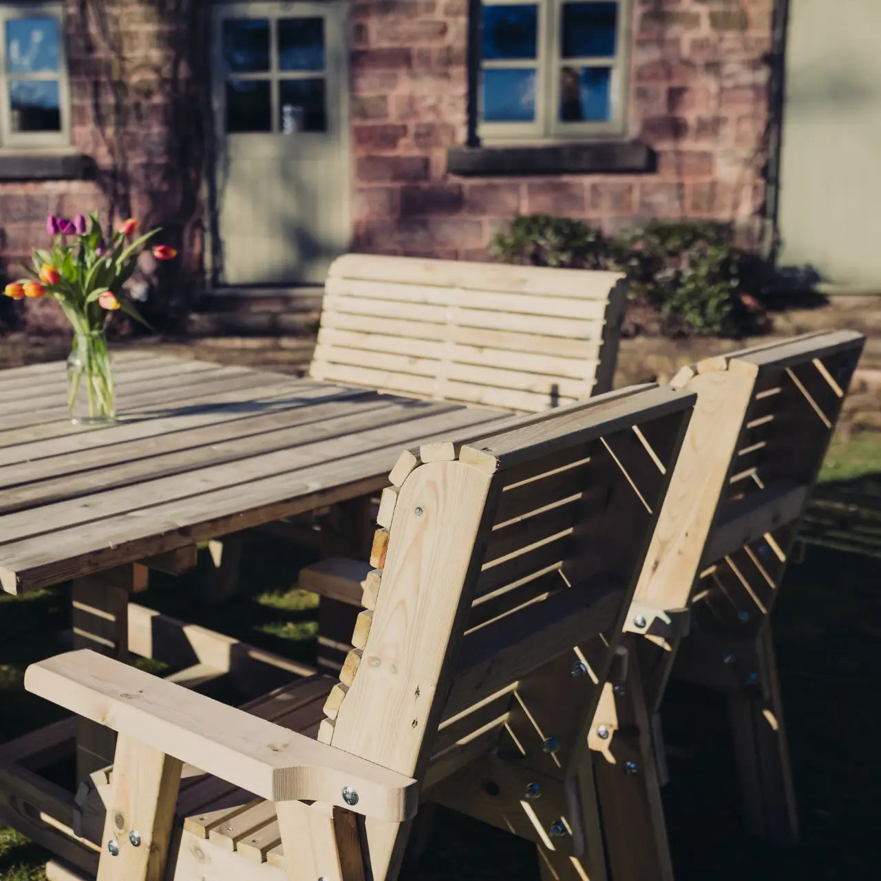 Churnet Valley Ergo 8 Seater Bench & Chair Set