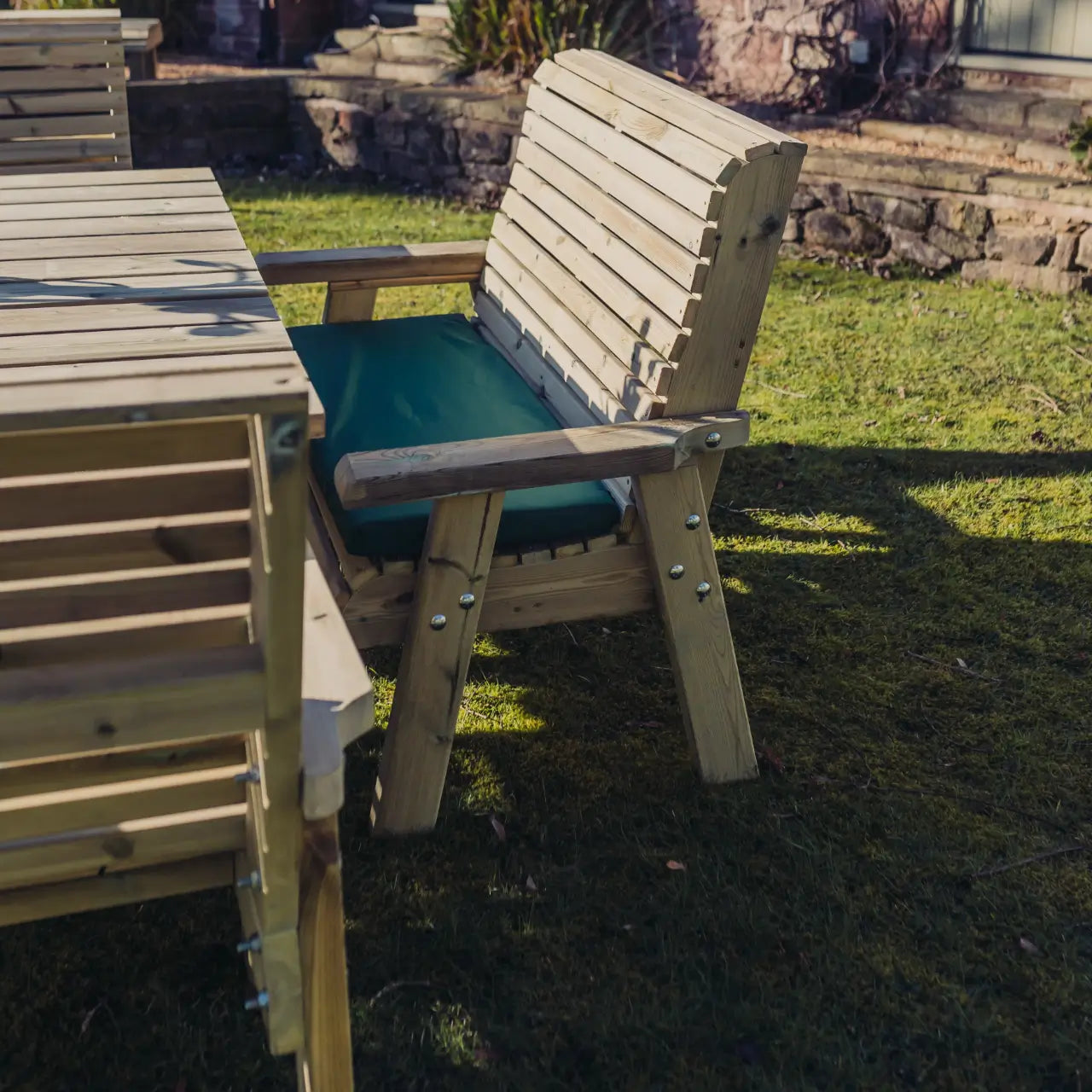 Churnet Valley Ergo 8 Seater Bench & Chair Set