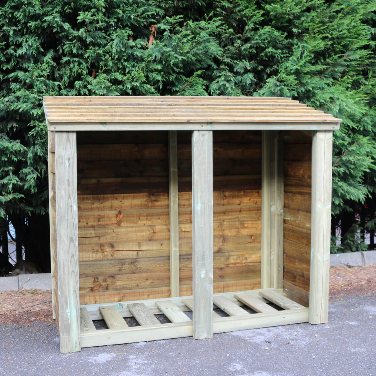 Churnet Valley 4x5 Log Store