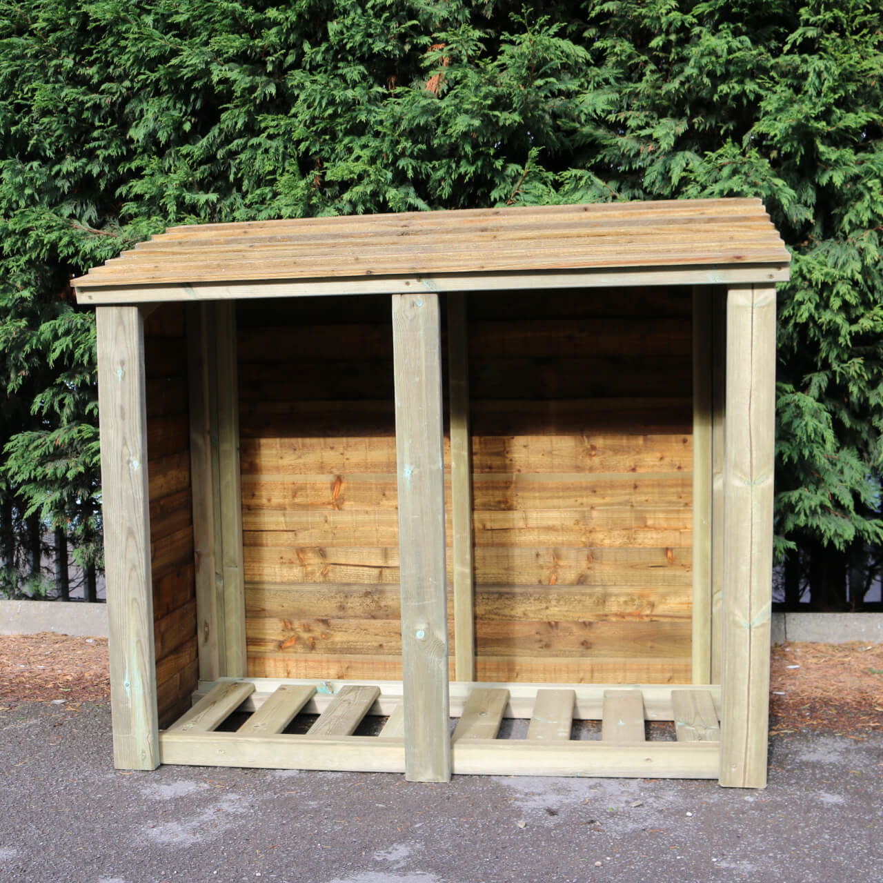 Churnet Valley 4x5 Log Store