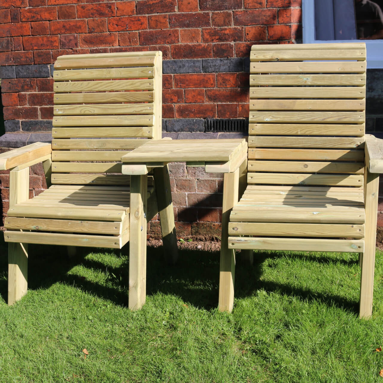 Churnet Valley Ergonomic Love Seats