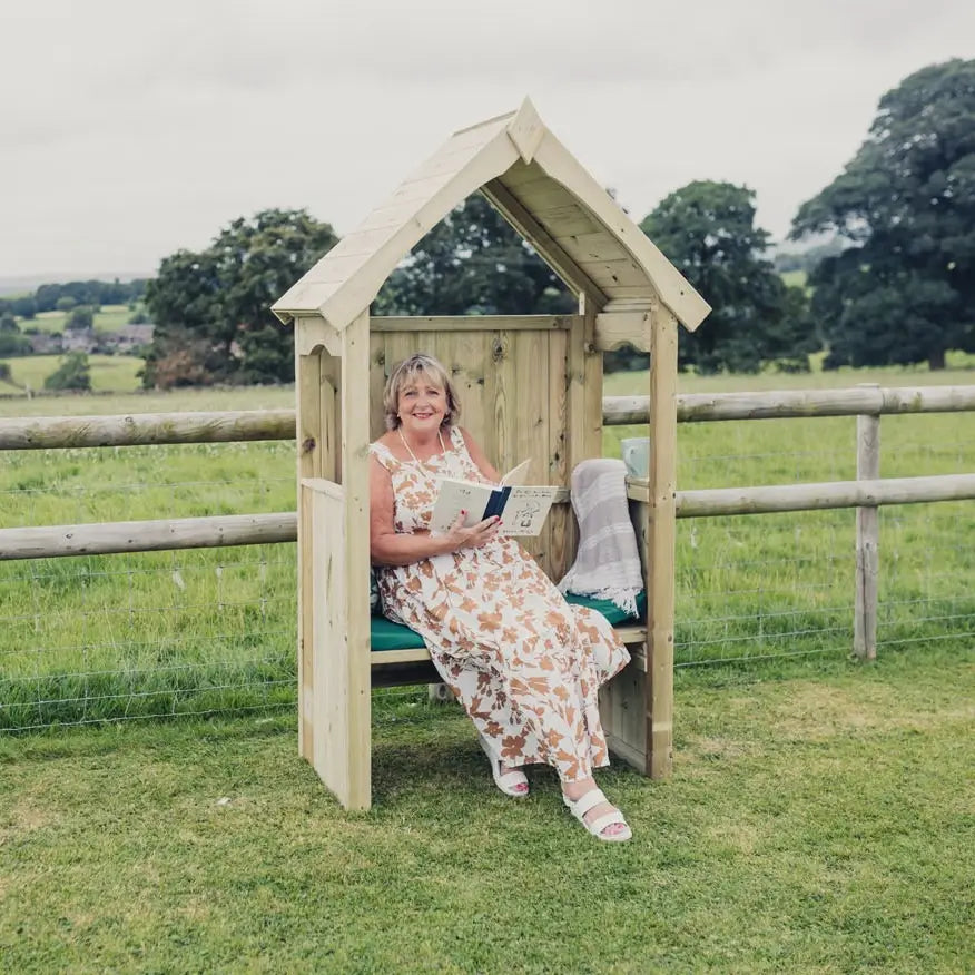 Churnet Valley Poppy Arbour