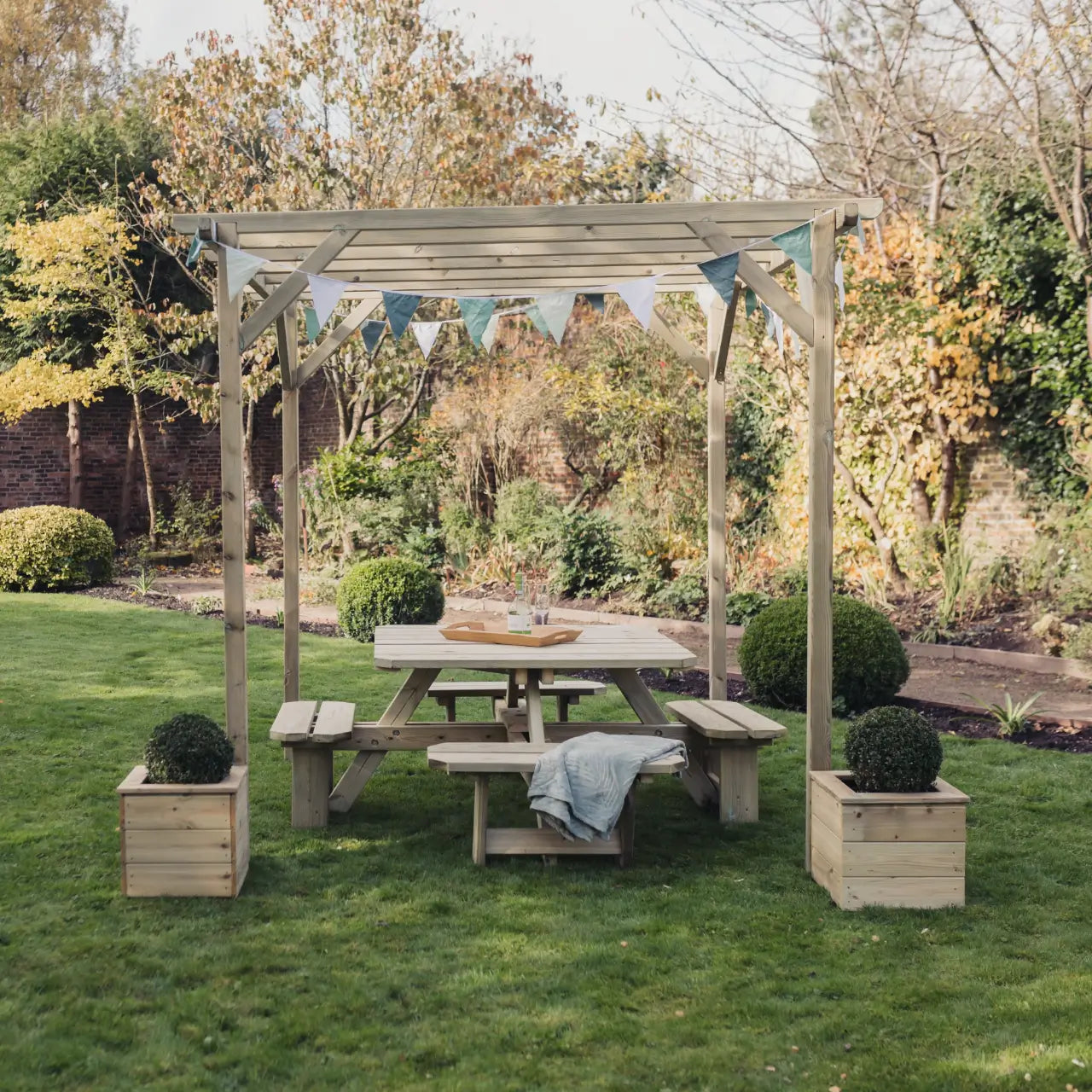 Churnet Valley Contemporary Pergola