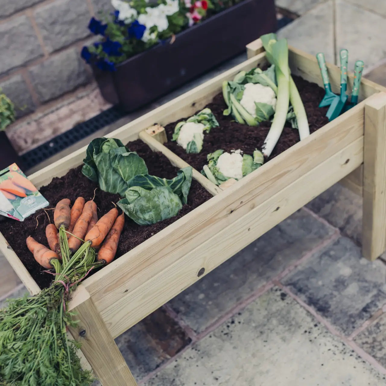 Churnet Valley Raised Vegetable Planter