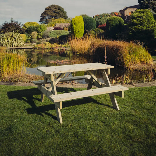Churnet Valley Traditional Picnic Table