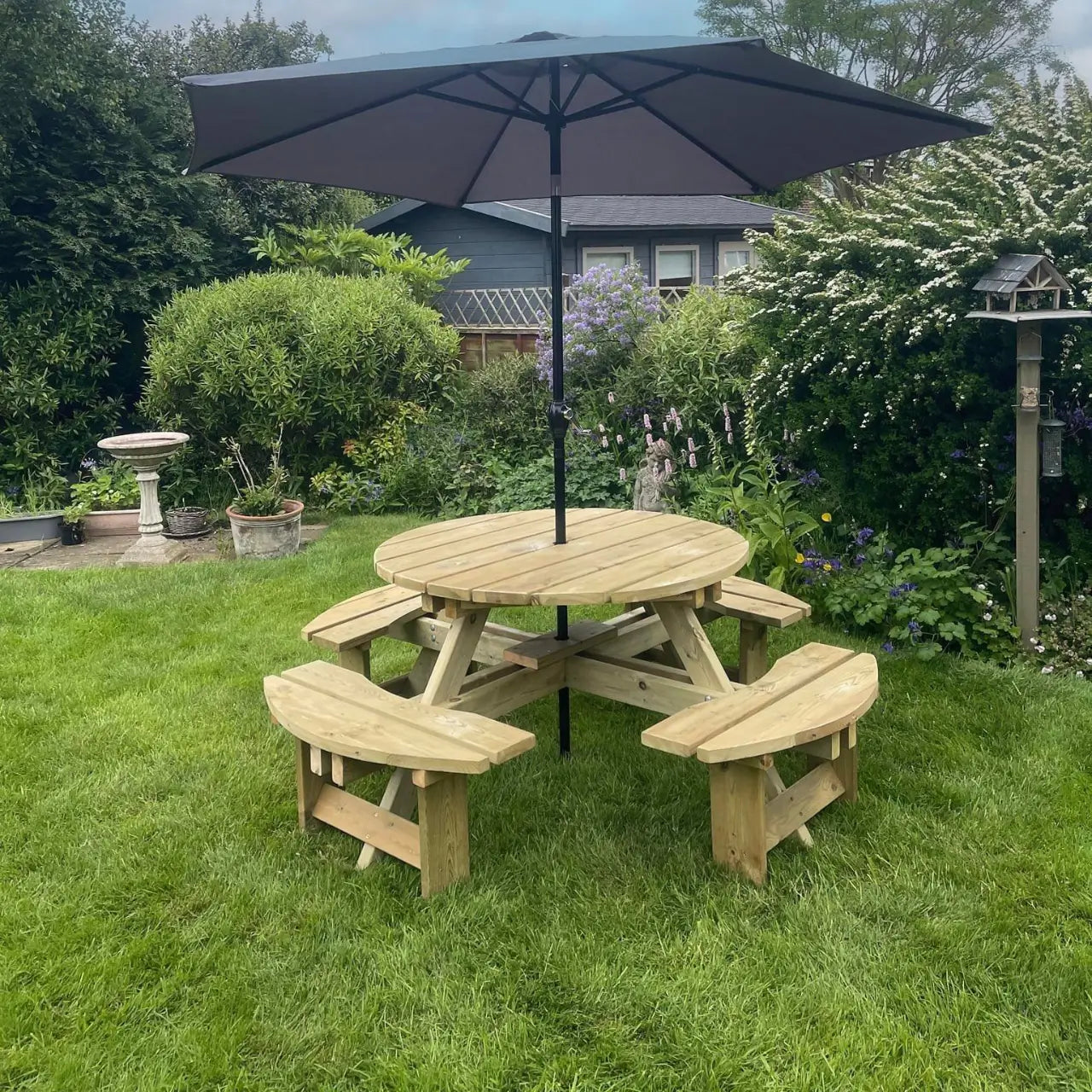 Churnet Valley Westwood Round Picnic Table