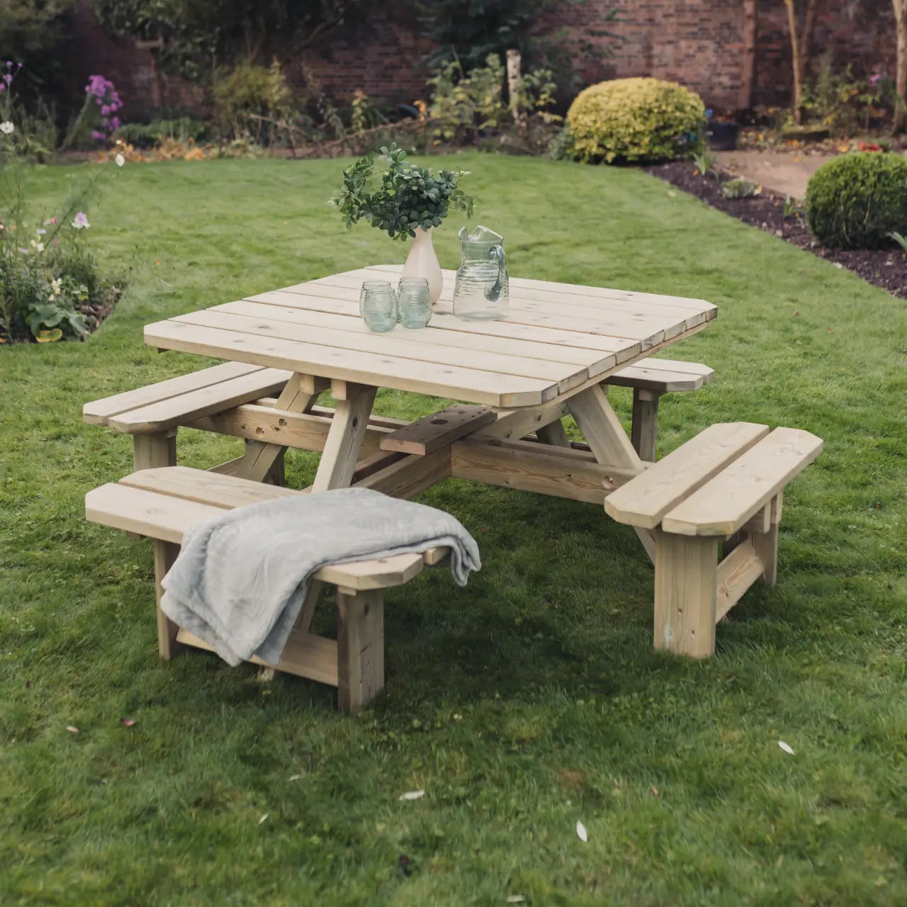 Churnet Valley Westwood Square Picnic Table