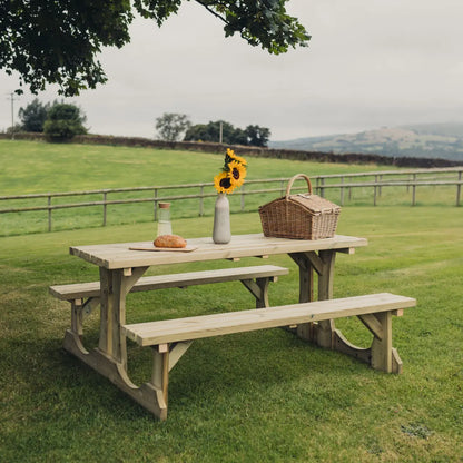 Churnet Valley Lunar Walk-In Picnic Table