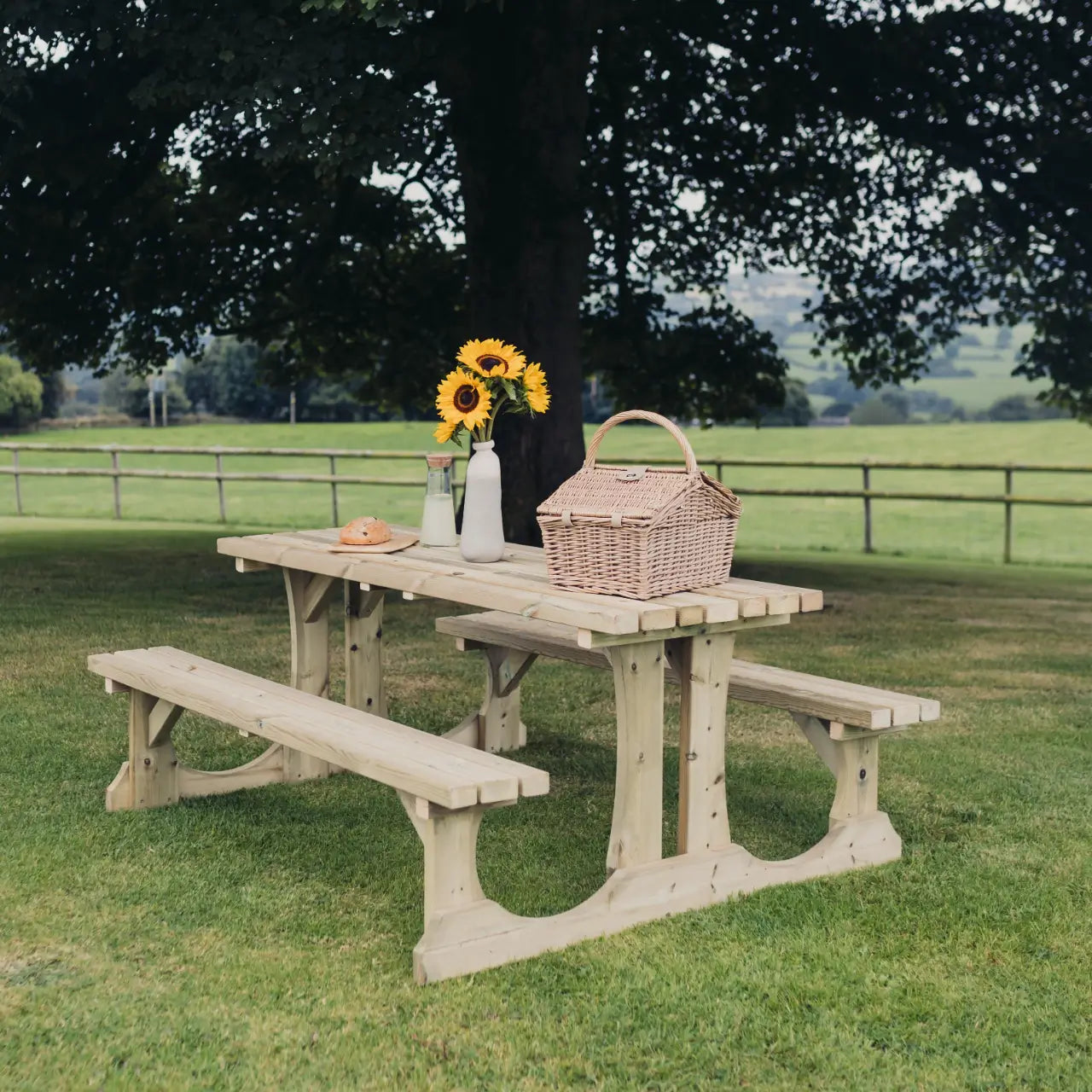Churnet Valley Lunar Walk-In Picnic Table