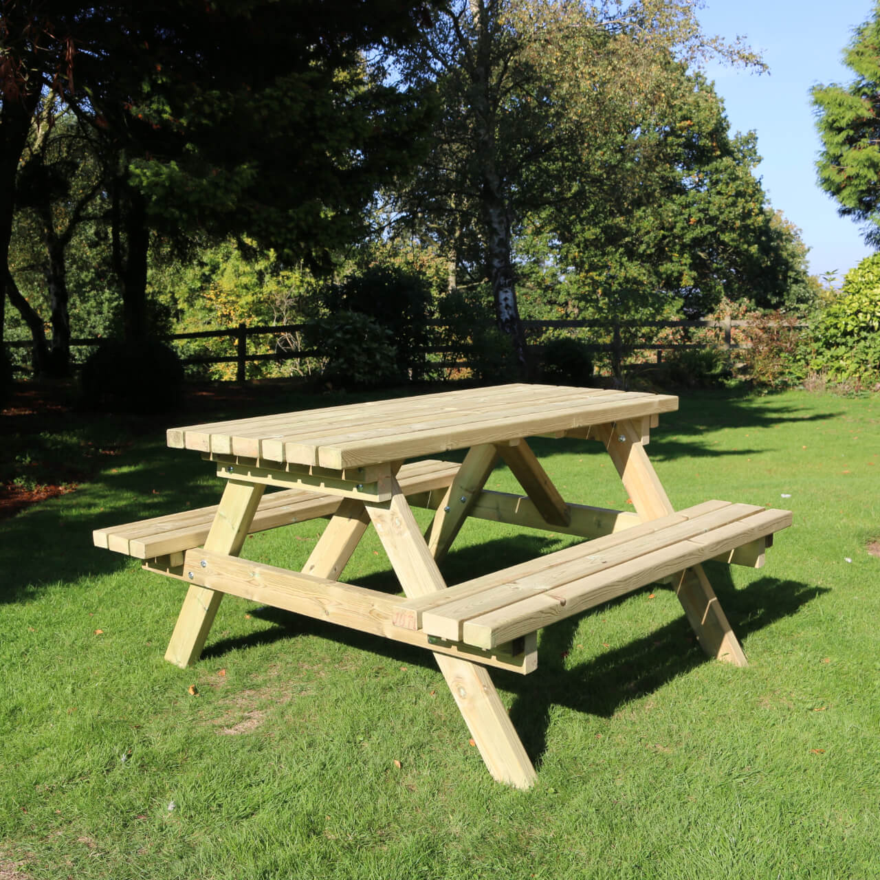 Churnet Valley Deluxe A-Frame Picnic Table