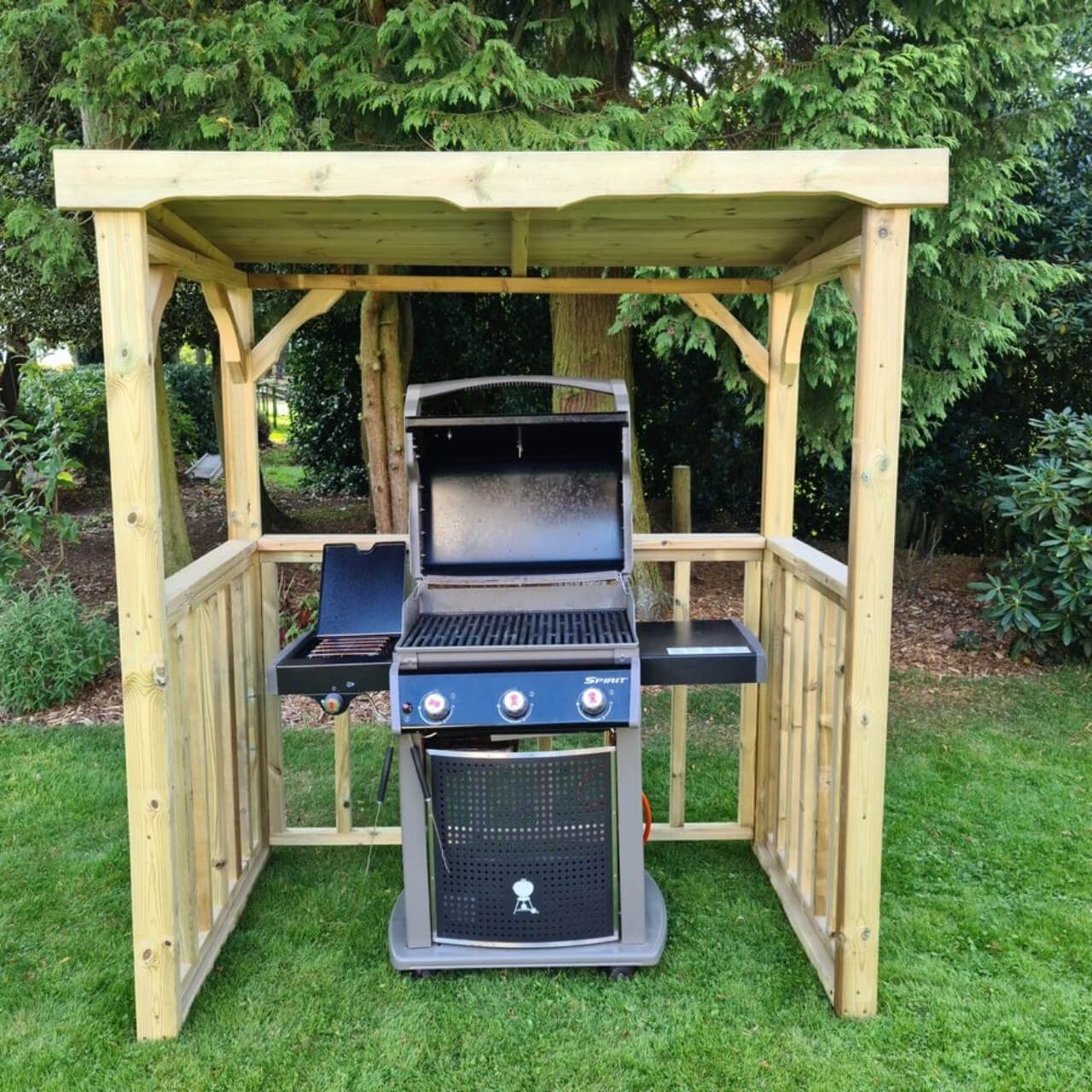 Churnet Valley Emily Barbecue Hut Shelter